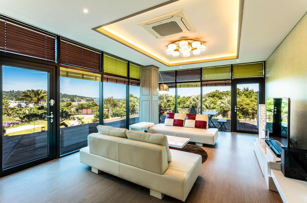 Cobeach Familiar Pension Seogwipo Exterior foto