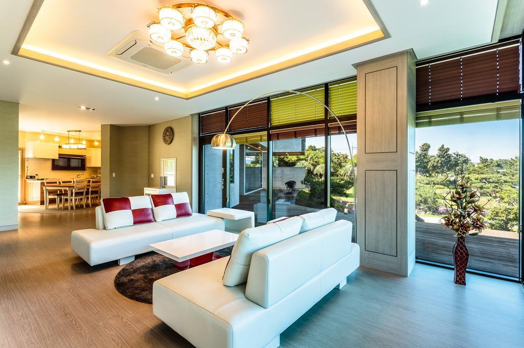 Cobeach Familiar Pension Seogwipo Exterior foto